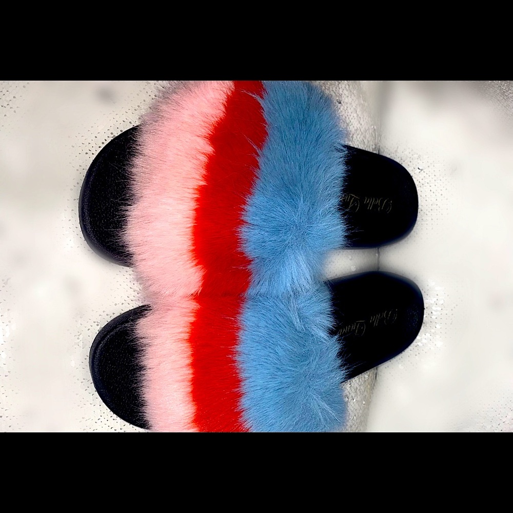 Fur Slides - Picture 5 of 5